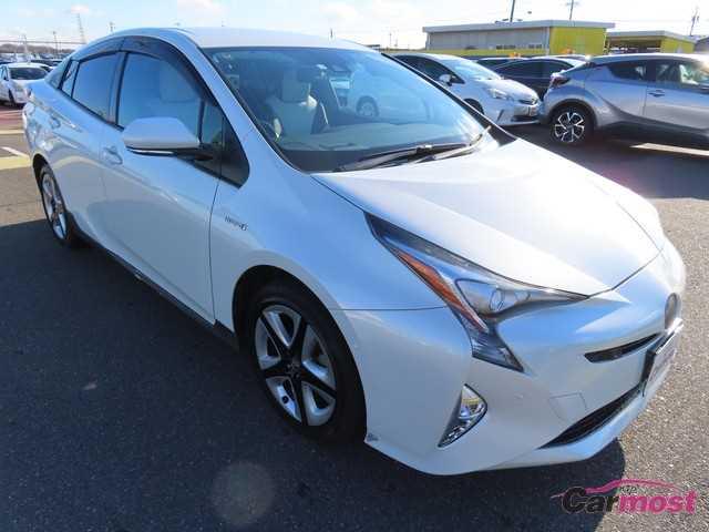 2016 Toyota PRIUS CN F27-L70