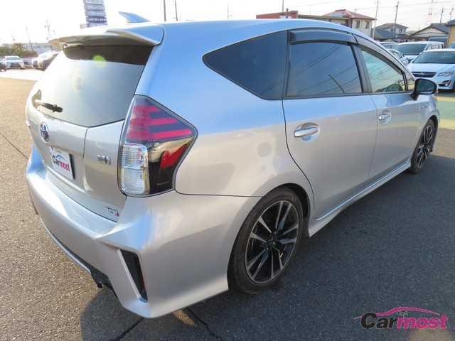 2017 Toyota PRIUS α CN G00-A33 Sub1