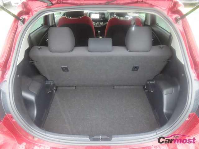 2017 Toyota Vitz CN G01-E89 Sub22