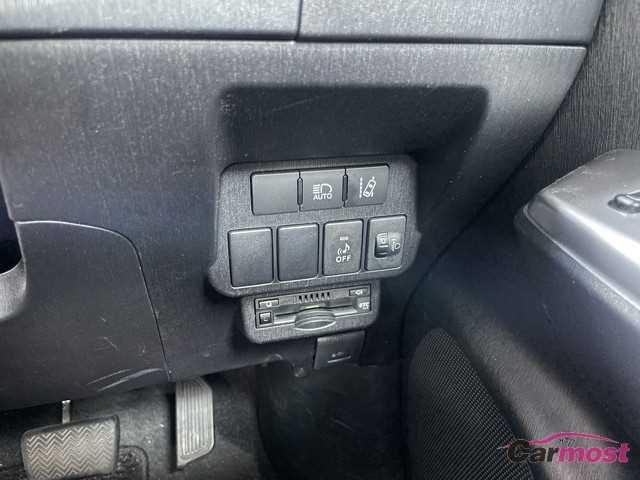 2020 Toyota PRIUS α CN G02-F56 Sub15