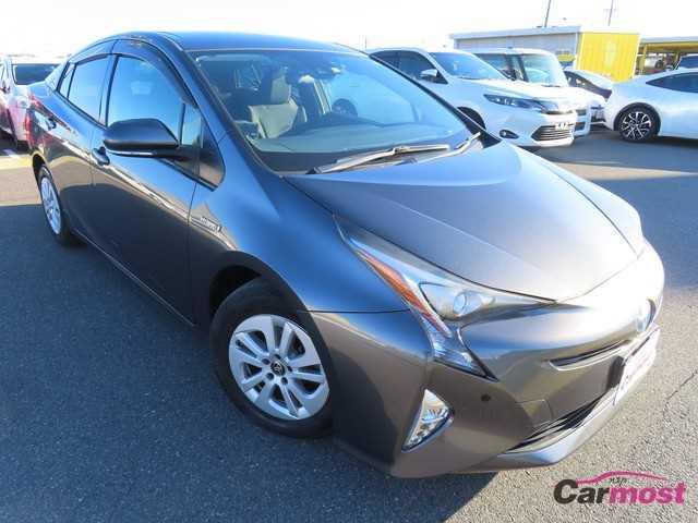 2016 Toyota PRIUS CN G03-B38