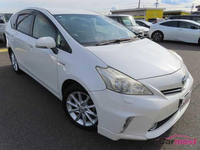 2013 Toyota PRIUS α CN G07-B11 (Reserved)