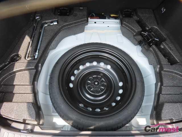 2018 Toyota PRIUS CN G10-F21 Sub23