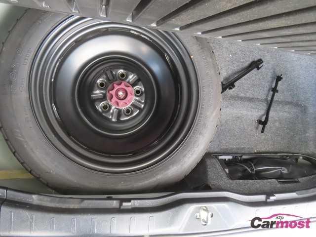 2014 Toyota Voxy CN G12-E29 Sub22