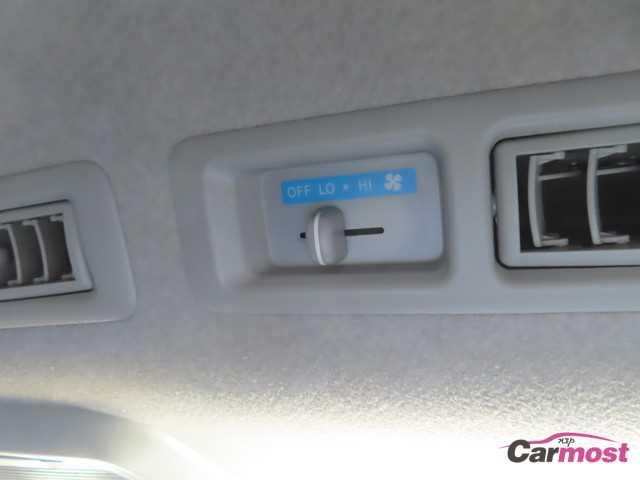 2017 Toyota Hiace Van CN G13-F63 Sub16