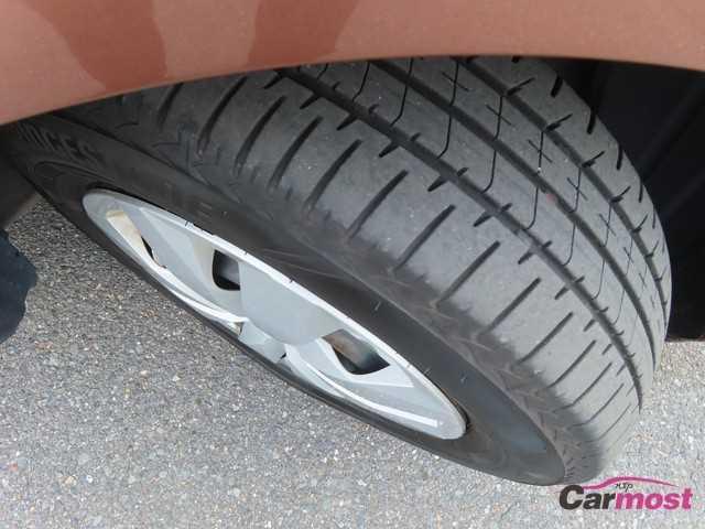 2014 Toyota Vitz CN G15-E56 Sub29
