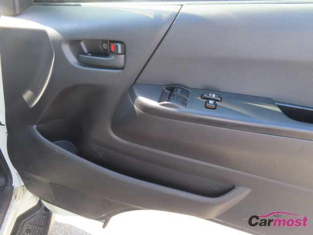2016 Toyota Hiace Van CN G15-E93 Sub17