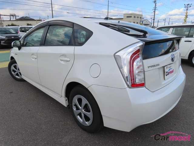 2015 Toyota PRIUS CN G18-A33 Sub3