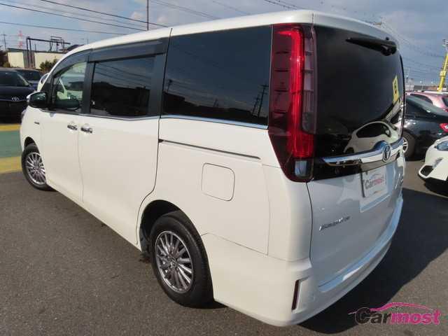 2016 Toyota Esquire CN G18-B11 Sub3