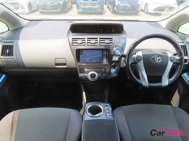 2012 Toyota PRIUS α CN G19-F16 Sub10