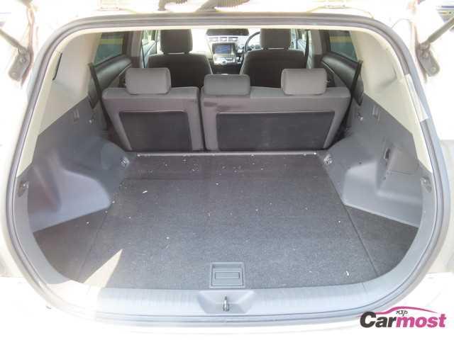 2012 Toyota PRIUS α CN G19-F16 Sub22