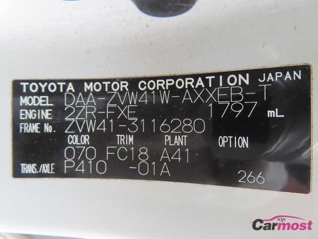 2012 Toyota PRIUS α CN G19-F16 Sub4