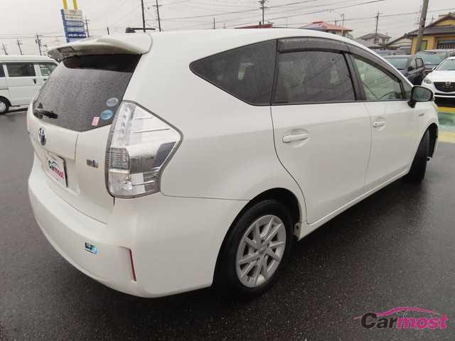 2012 Toyota PRIUS α CN G22-B50 Sub1