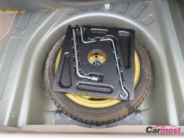 2005 Toyota Premio CN G22-D09 Sub23