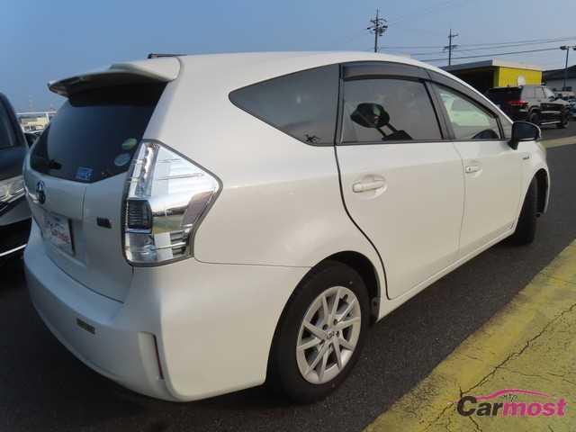 2013 Toyota PRIUS α CN G25-F01 Sub1