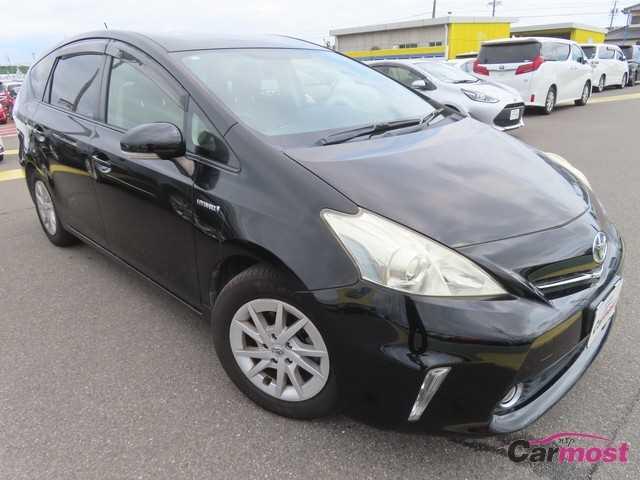 2014 Toyota PRIUS α CN G28-D04 (Reserved)